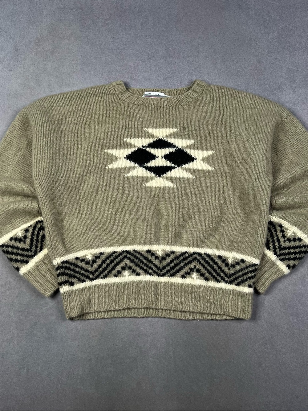 Vintage Olive Geometric Crewneck Sweater with Cream & Black Accents